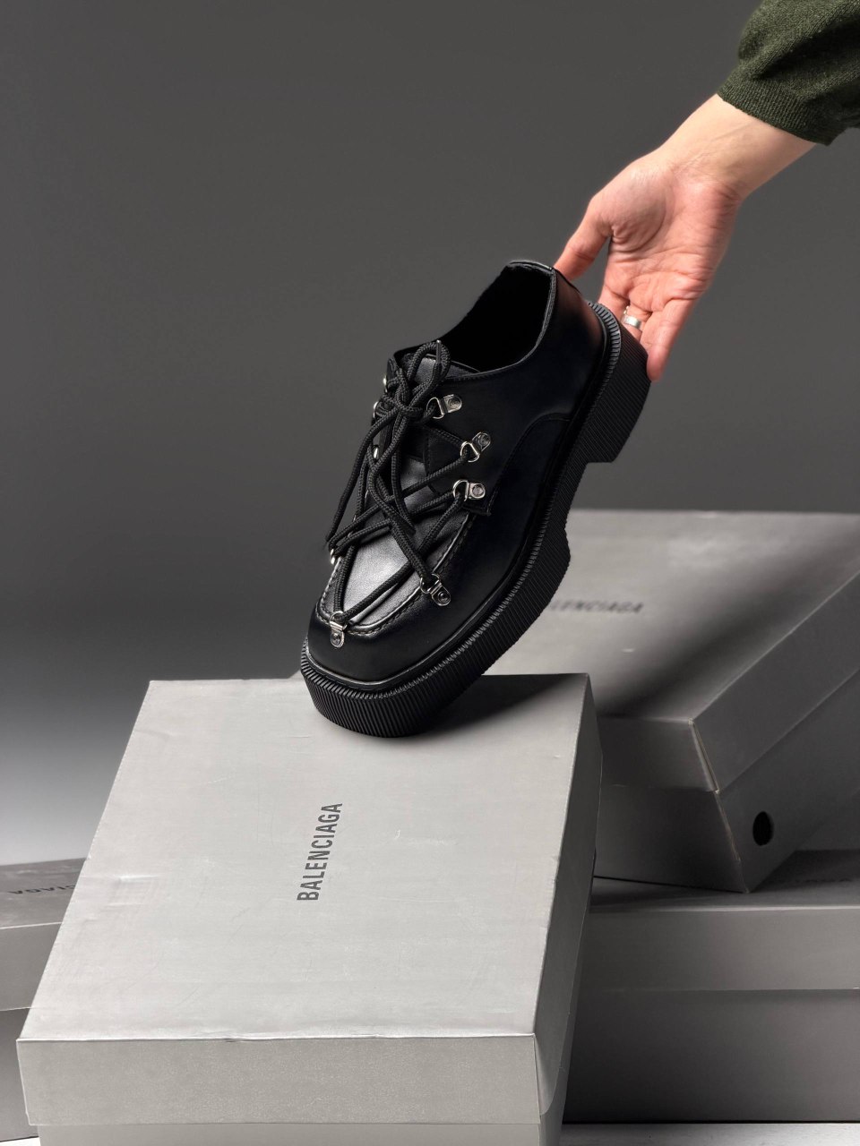 لوفر اسپایدر بالنسیاگا