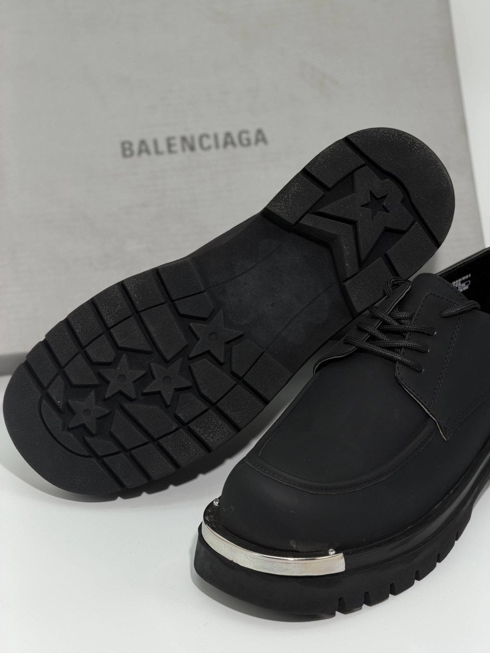 لوفر یراق دار بالنسیگا