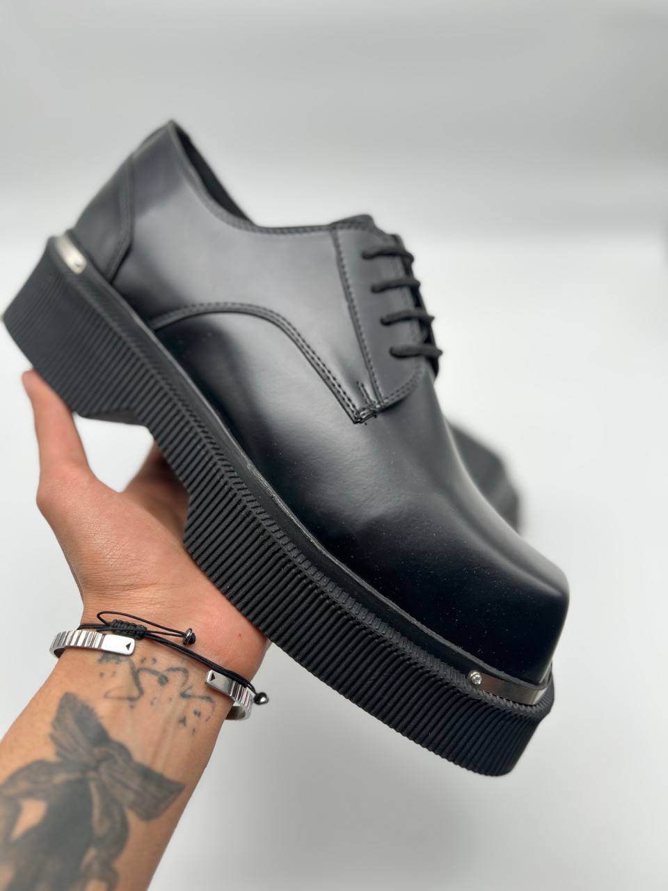 لوفر مربعی بالنسیگا