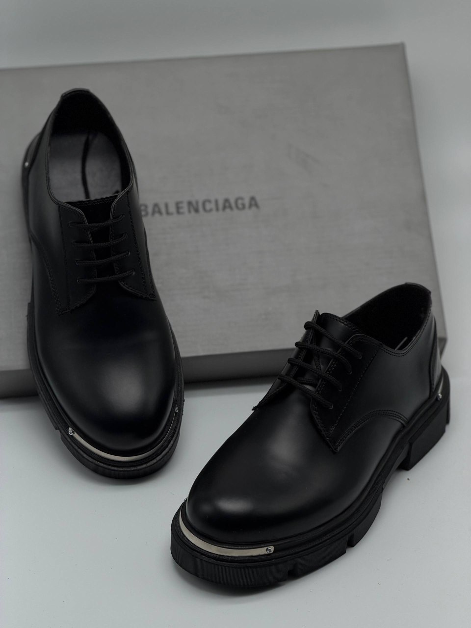 لوفر کلاسیک بالنسیگا