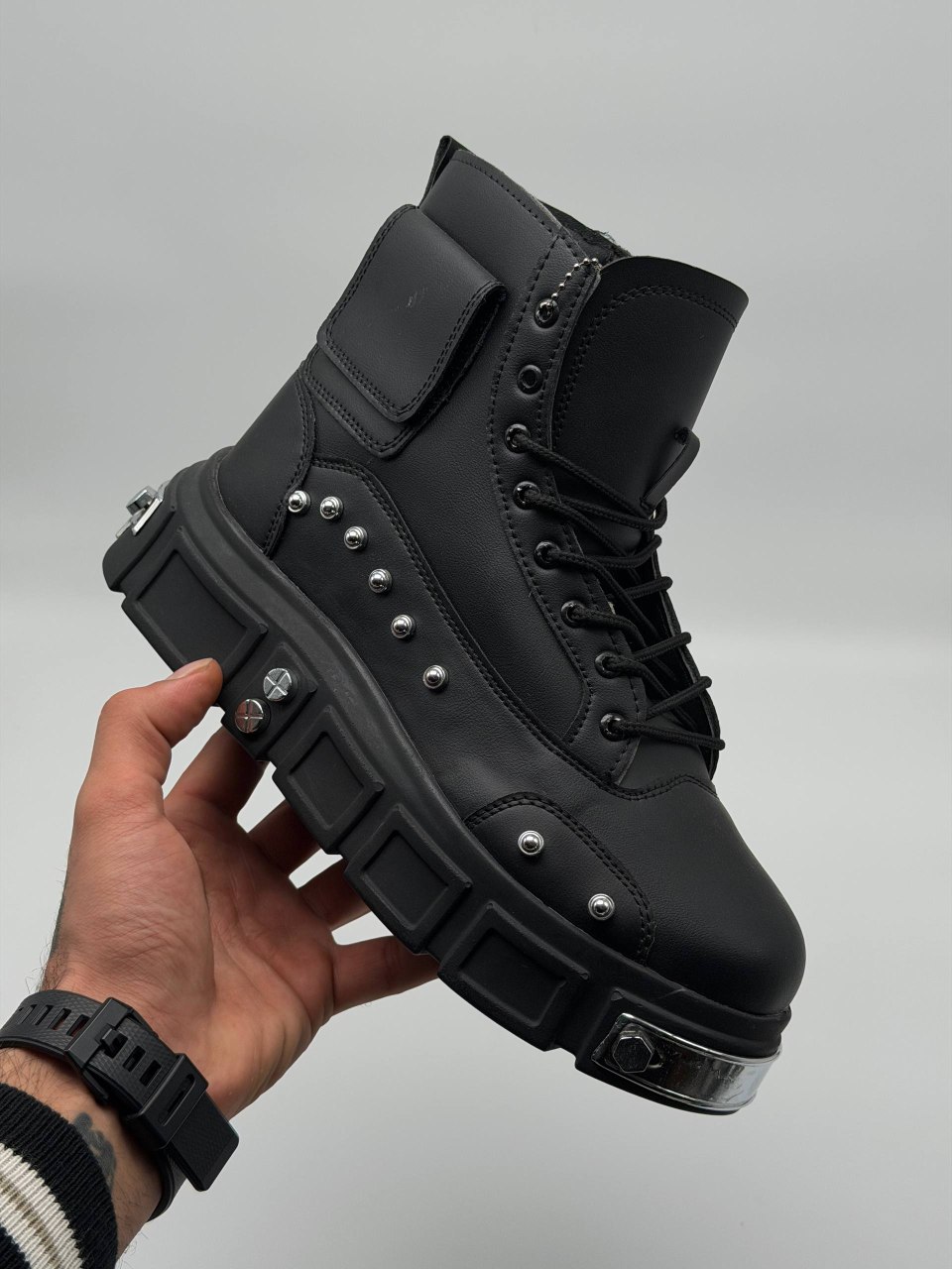 بوت کاستوم بالنسیاگا