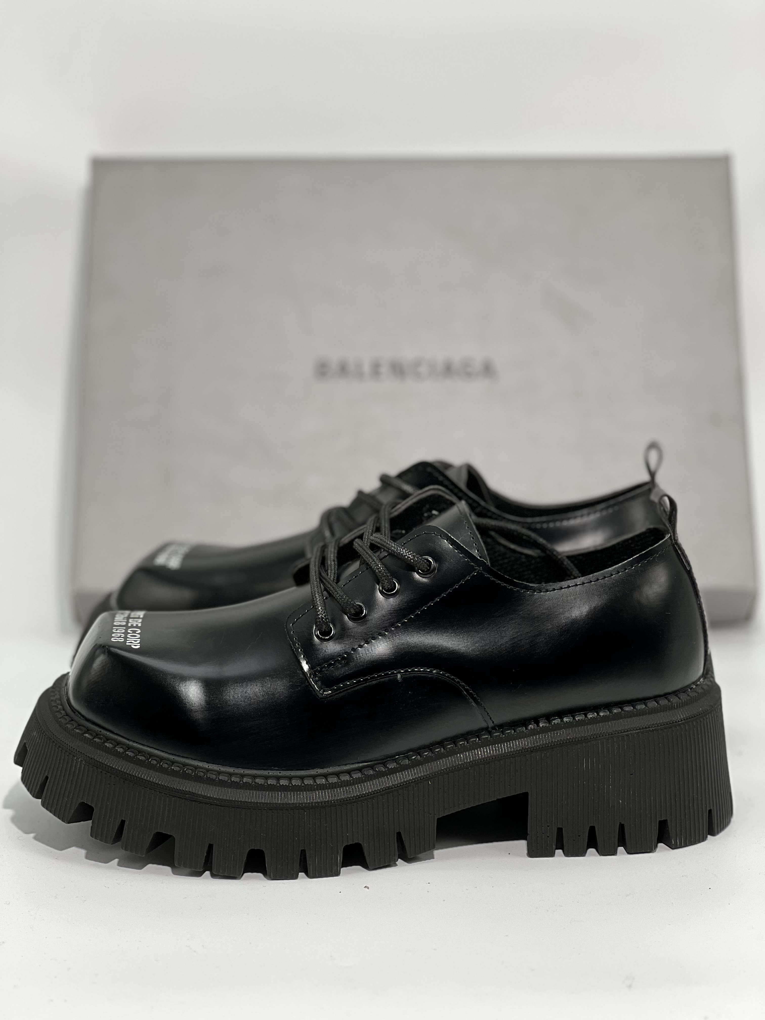 لوفر مربعی کاستوم