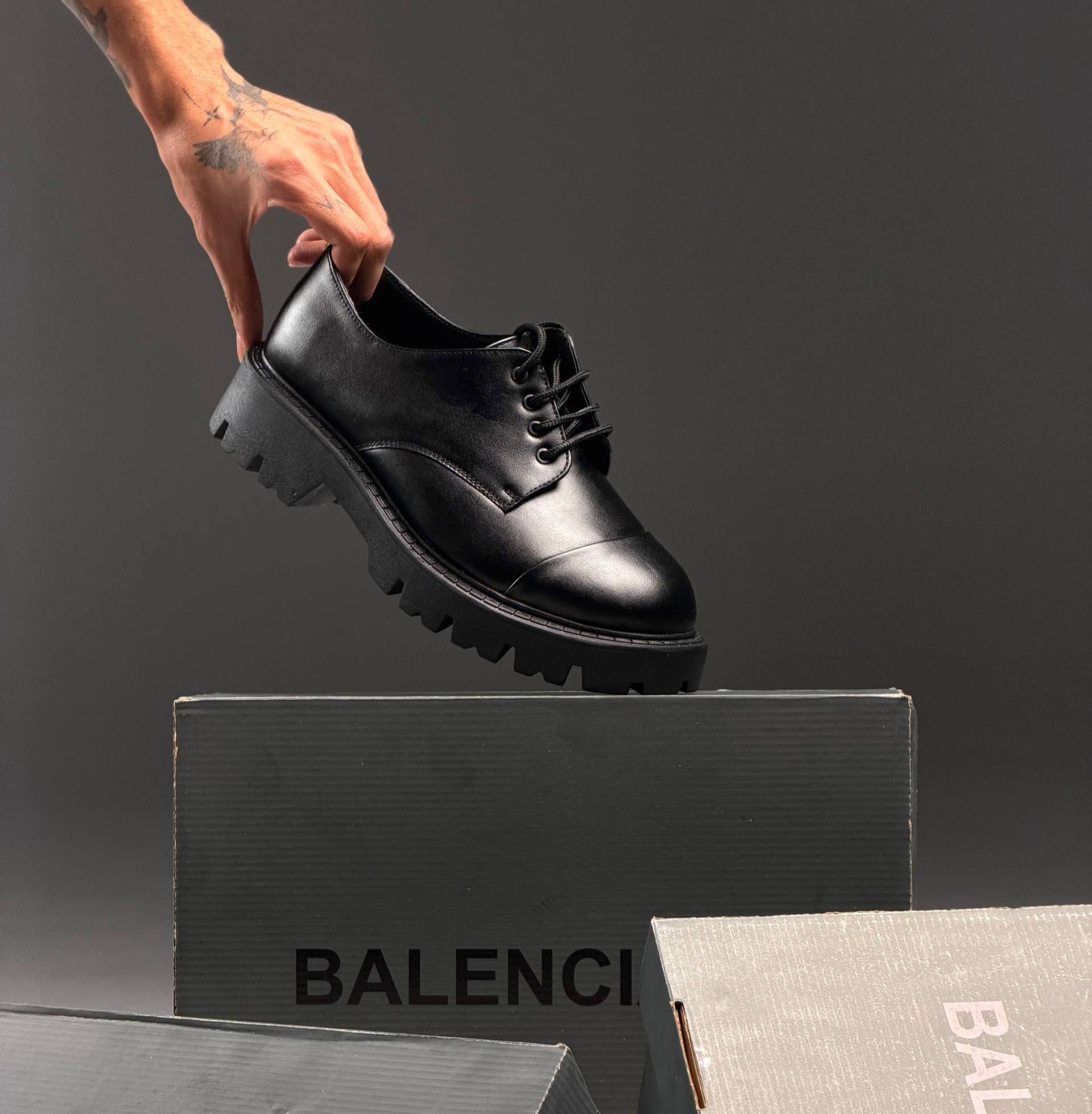 لوفر گرد برت