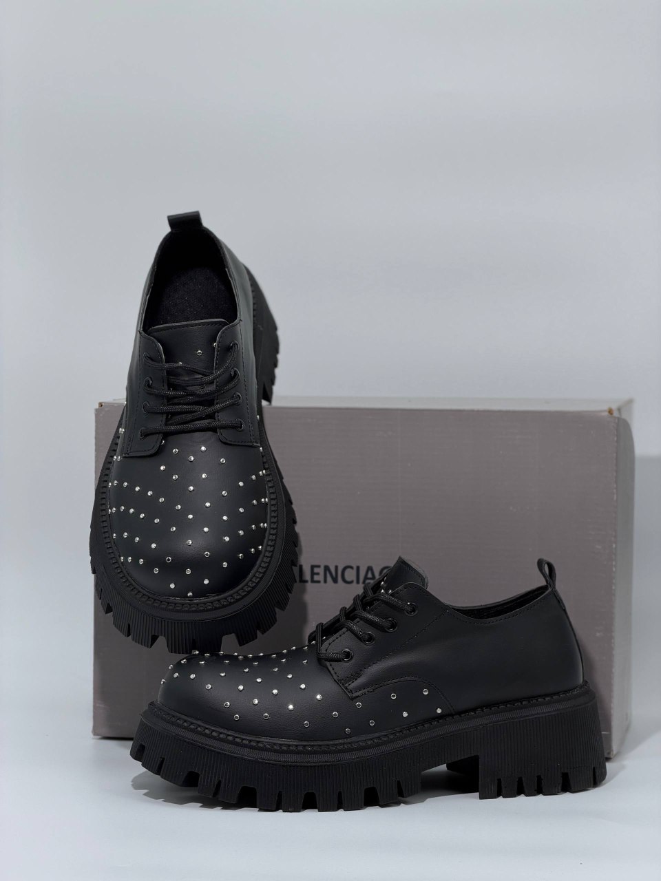 لوفر نگینی بالنسیاگا