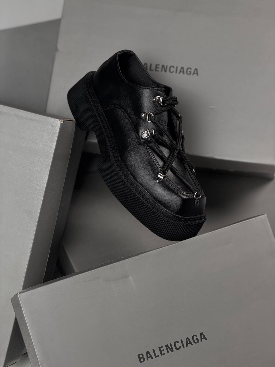 لوفر اسپایدر بالنسیاگا